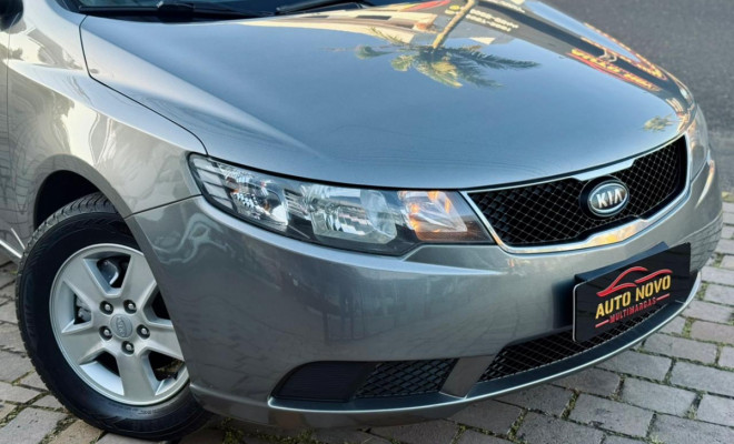 Kia Motors Cerato 1.6 16V Mec. 2011 Flex-7