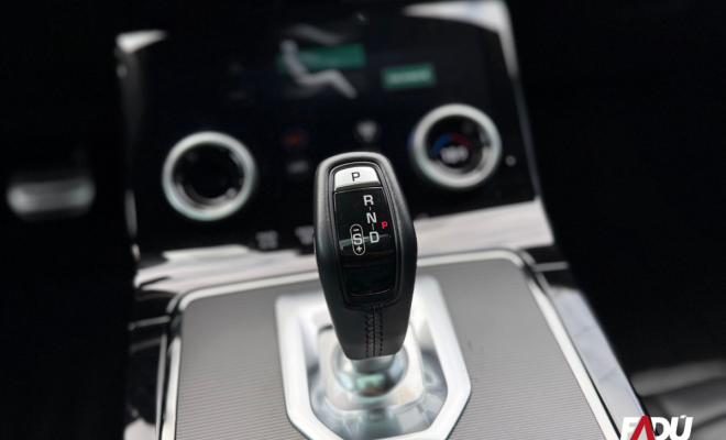 Land Rover Range R. EVO HSE Si4 R-Dyn.2.0 300cv Aut 2020 Gasolina-6