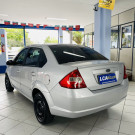 Ford Fiesta Sed. 1.6 8V Flex 4p 2006 Flex-3