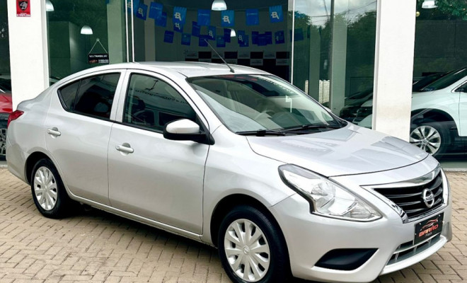 Nissan VERSA 1.0 12V FlexStart 4p Mec. 2017 Flex-1