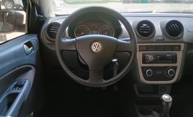 VW - VolksWagen VOYAGE 1.0/1.0 City Mi Total Flex 8V 4p 2011 Flex-7