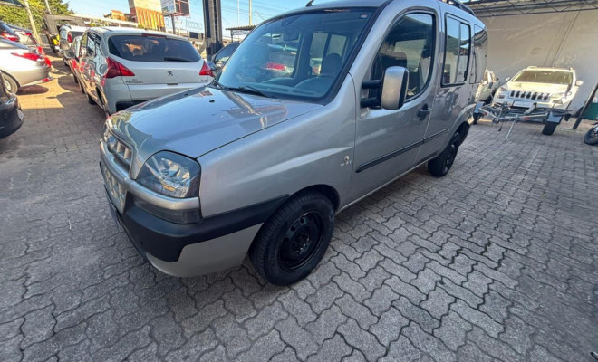 Fiat Doblo ELX 1.6 16V 4/5p 2002 Gás
