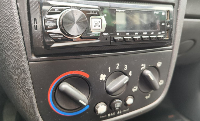 GM - Chevrolet Corsa Sed. Maxx 1.0/ 1.0 FlexPower 8V 4p 2007 Flex-8