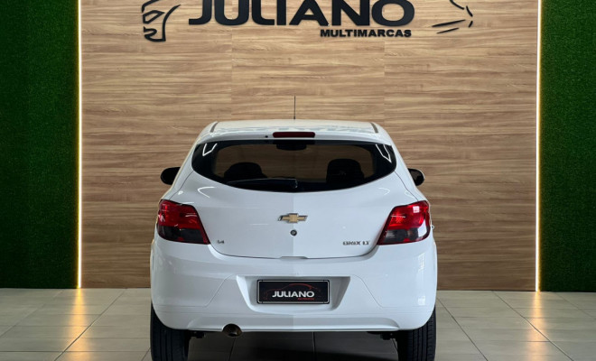 GM - Chevrolet ONIX HATCH LT 1.4 8V FlexPower 5p Mec. 2016 Flex-13