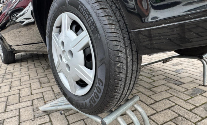 GM - Chevrolet Classic Life/LS 1.0 VHC FlexP. 4p 2013 Flex-12