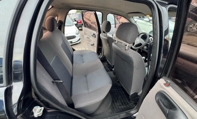 GM - Chevrolet Classic Life/LS 1.0 VHC FlexP. 4p 2013 Flex-6