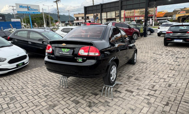 GM - Chevrolet Classic Life/LS 1.0 VHC FlexP. 4p 2013 Flex-4