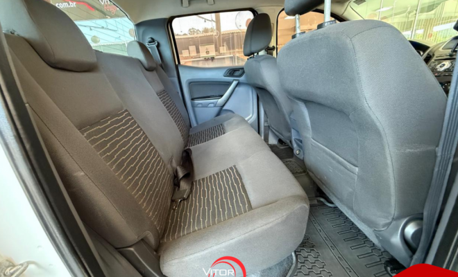 Ford Ranger XLS 2.2 4x4 CD Diesel Mec. 2015 Diesel-2