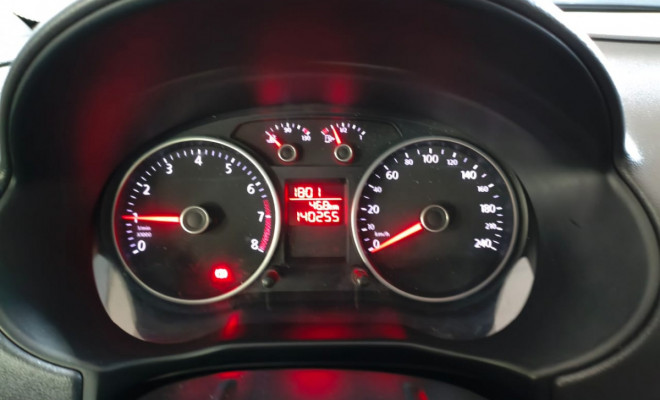 VW - VolksWagen Saveiro Trendline 1.6 T.Flex 8V 2015 Flex-9