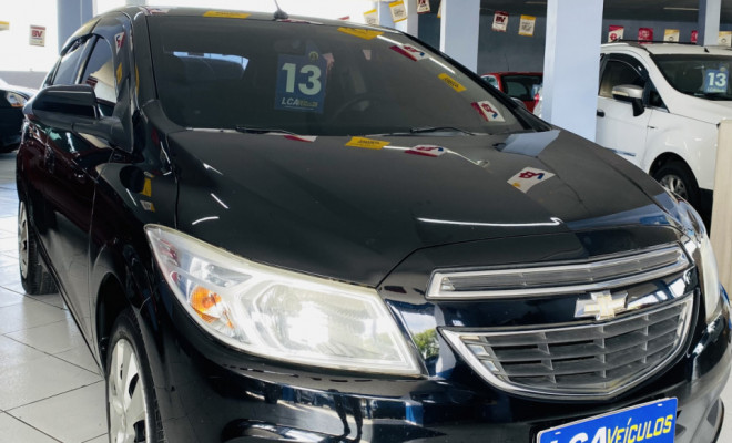 GM - Chevrolet ONIX HATCH LT 1.0 8V FlexPower 5p Mec. 2013 Flex-5