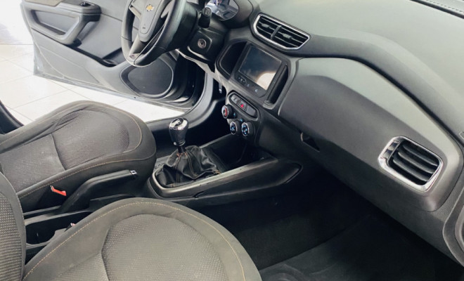 GM - Chevrolet ONIX HATCH LT 1.0 8V FlexPower 5p Mec. 2013 Flex-7