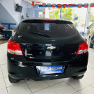 GM - Chevrolet ONIX HATCH LT 1.0 8V FlexPower 5p Mec. 2013 Flex-2