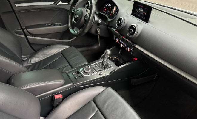 Audi A3 Sed.1.8/1.8 Ambit.16V TB FSI S-tronic 2016 Gasolina-6