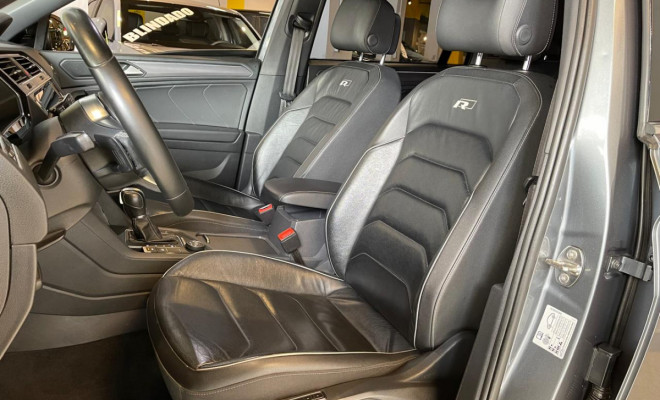 VW - VolksWagen TIGUAN Allspac R-Line 350 TSI 2.0 4x4 2019 Gasolina-12