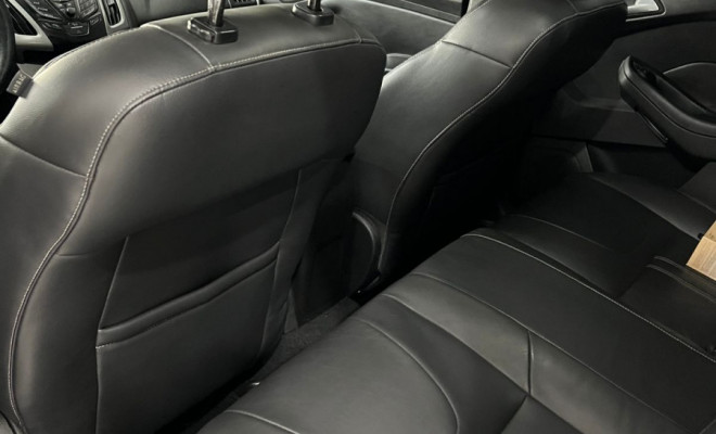 Ford Focus 1.6 SE Flex 16v 5p Aut 2014-4