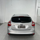 Ford Focus 1.6 SE Flex 16v 5p Aut 2014-6