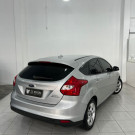 Ford Focus 1.6 SE Flex 16v 5p Aut 2014-5