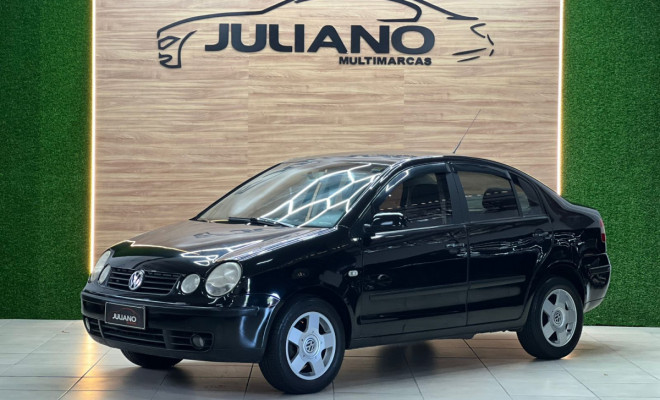 VW - VolksWagen Polo Sedan 1.6 Mi Total Flex 8V 4p 2006 Flex-0
