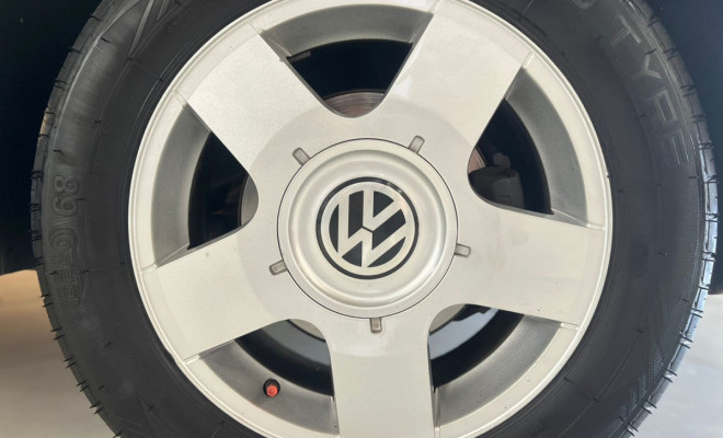 VW - VolksWagen Polo Sedan 1.6 Mi Total Flex 8V 4p 2006 Flex-11