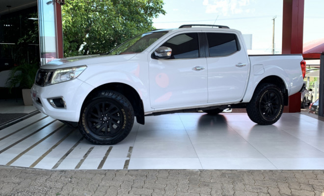 Nissan Frontier XE CD 4x4 2.3 Bi-TB Diesel Aut. 2020 Diesel