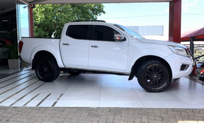 Nissan Frontier XE CD 4x4 2.3 Bi-TB Diesel Aut. 2020 Diesel-1