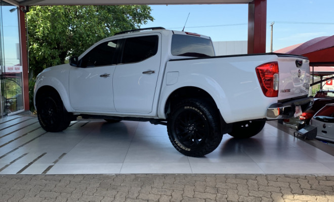 Nissan Frontier XE CD 4x4 2.3 Bi-TB Diesel Aut. 2020 Diesel-4