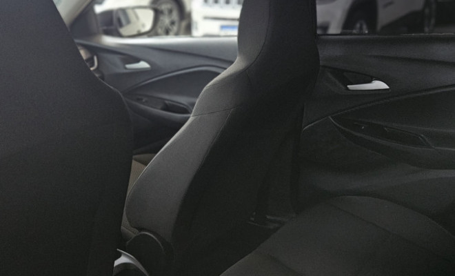 GM - Chevrolet ONIX HATCH LT 1.0 12V Flex 5p Mec. 2023 Flex-13