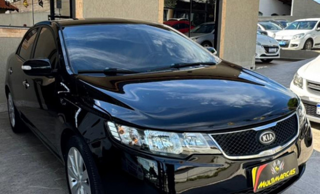 Kia Motors Cerato 1.6 16V Mec. 2010 Gasolina-0