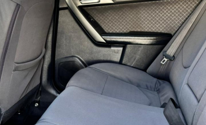 Kia Motors Cerato 1.6 16V Mec. 2010 Gasolina-6