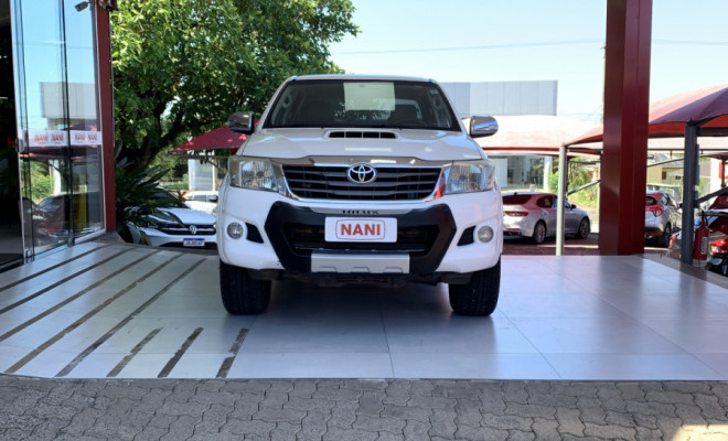 Toyota Hilux CD SRV D4-D 4x4 3.0  TDI Dies 2012 Diesel-0