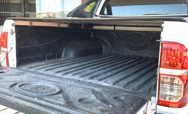 Toyota Hilux CD SRV D4-D 4x4 3.0  TDI Dies 2012 Diesel-8