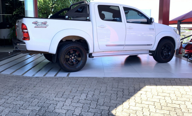 Toyota Hilux CD SRV D4-D 4x4 3.0  TDI Dies 2012 Diesel-2