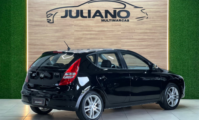 Hyundai i30 2.0 16V 145cv 5p Aut. 2012 Gasolina-1