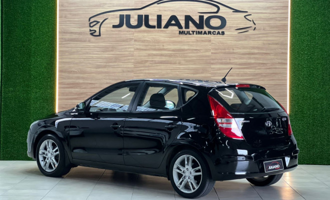 Hyundai i30 2.0 16V 145cv 5p Aut. 2012 Gasolina-2