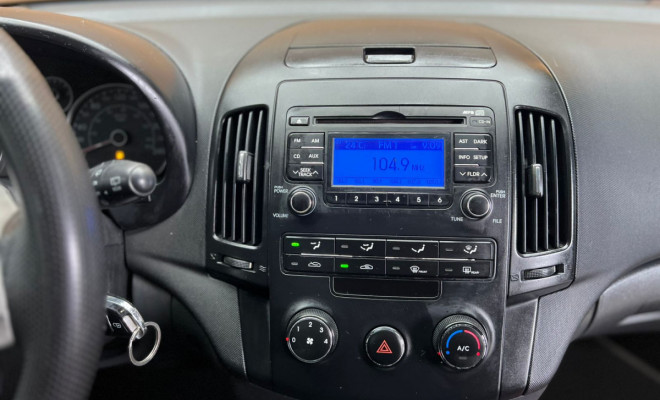 Hyundai i30 2.0 16V 145cv 5p Aut. 2012 Gasolina-8