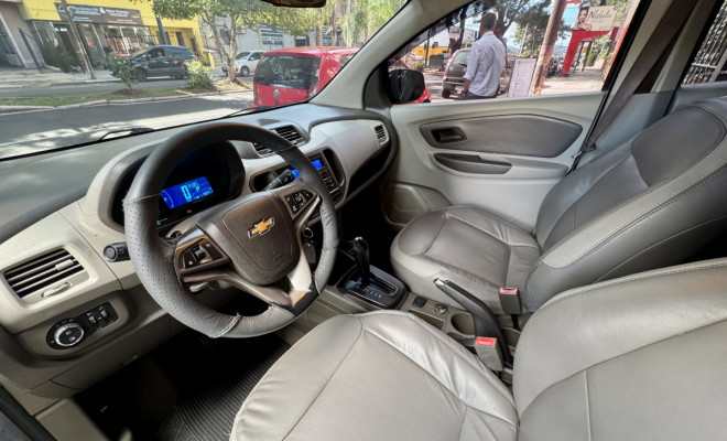 GM - Chevrolet SPIN ADVANTAGE 1.8 8V Econo.Flex 5p Aut. 2014 Flex-6