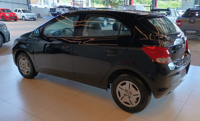 GM - Chevrolet ONIX HATCH LS 1.0 8V FlexPower 5p Mec. 2015 Flex-4