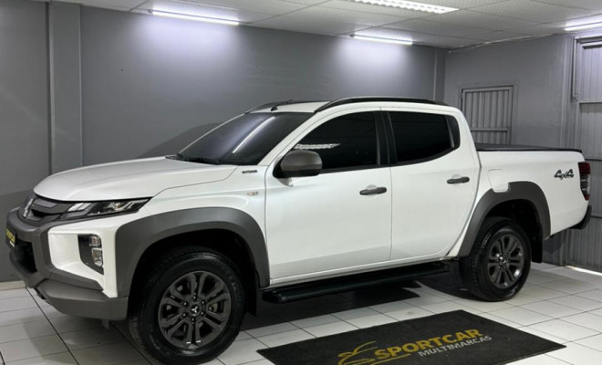 Mitsubishi L200 Trit. S.Out. GLS 2.4 CD Diesel Aut. 2025 Diesel