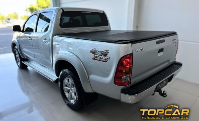 Toyota Hilux CD SRV D4-D 4x4 3.0 TDI Diesel Aut 2011 Diesel-4