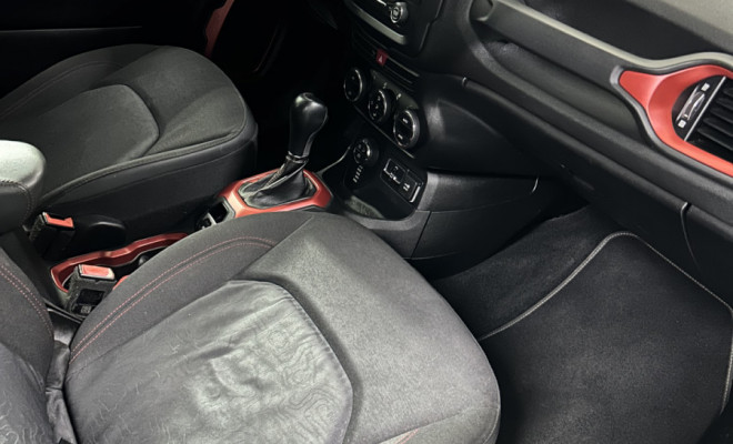 Jeep Renegade Trailhawk 2.0 4x4 TB Diesel Aut 2016 Diesel-3