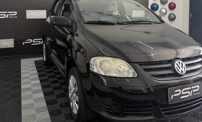 VW - VolksWagen Fox Plus 1.6Mi/ 1.6Mi Total Flex 8V 4p 2009 Flex-0