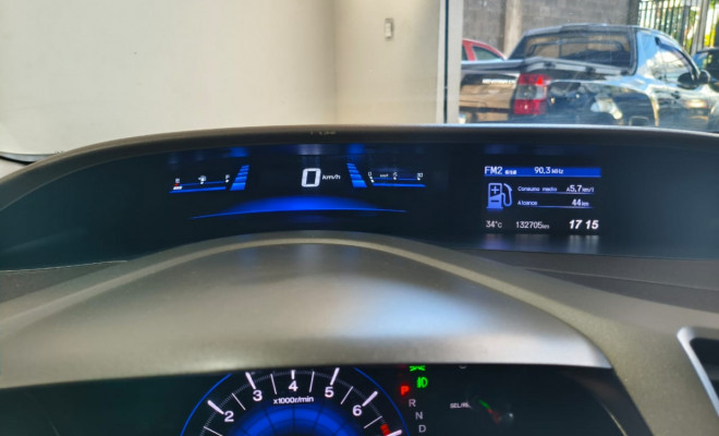 Honda Civic Sedan LXR 2.0 Flexone 16V Aut. 4p 2014 Flex-13