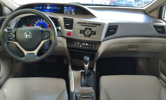 Honda Civic Sedan LXR 2.0 Flexone 16V Aut. 4p 2014 Flex-9