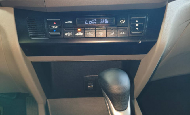 Honda Civic Sedan LXR 2.0 Flexone 16V Aut. 4p 2014 Flex-10