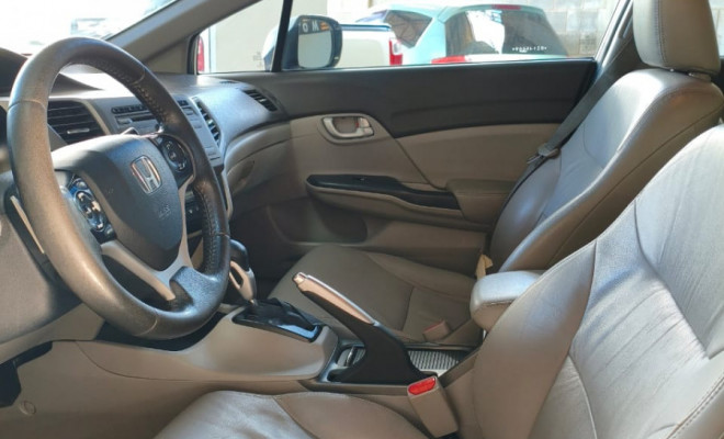 Honda Civic Sedan LXR 2.0 Flexone 16V Aut. 4p 2014 Flex-5