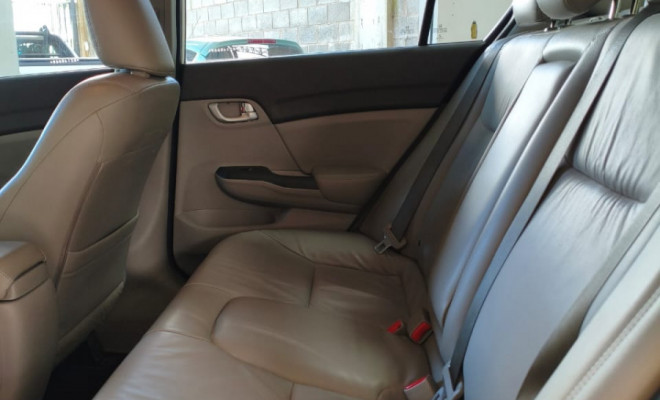 Honda Civic Sedan LXR 2.0 Flexone 16V Aut. 4p 2014 Flex-6