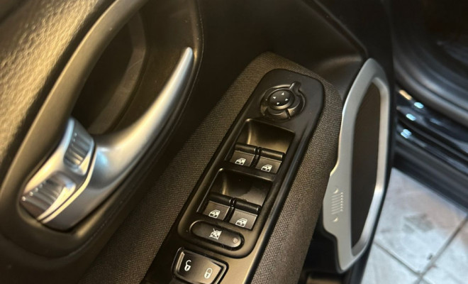 Jeep Renegade1.8 4x2 Flex 16V Aut. 2021 Flex-9