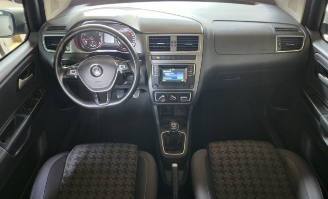 VW - VolksWagen Fox Comfortline 1.6 Flex 8V 5p 2017 Flex-5