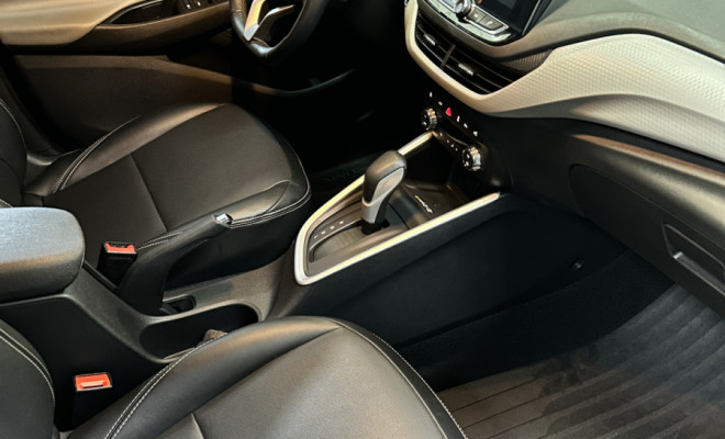 GM - Chevrolet ONIX SED. Plus PREM. 1.0 12V TB Flex Aut 2024 Flex-4