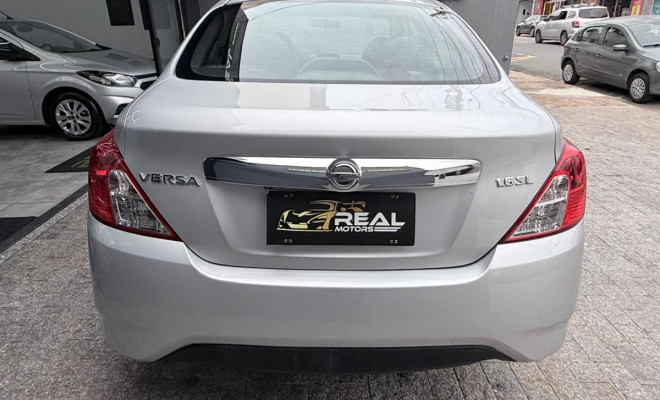 Nissan VERSA SL 1.6 16V FlexStart 4p Aut. 2018 Flex-6